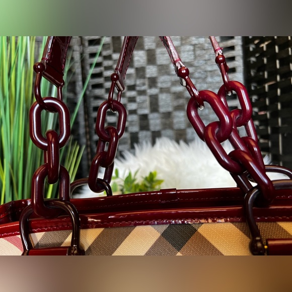 Burberry Nova Check Rachel Large Chain Tote|Satchel - Berry - Picture 7 of 13